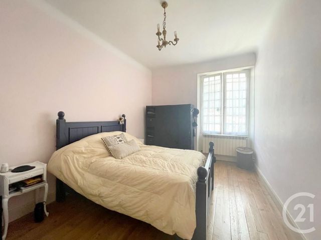 Appartement F5 à vendre - 5 pièces - 110.3 m2 - HENDAYE - 64 - AQUITAINE - Century 21 Maïtena Immobilier Appartement F5 à vendre - 5 pièces - 110.3 m2 - HENDAYE - 64 - AQUITAINE - Century 21 Maïtena Immobilier