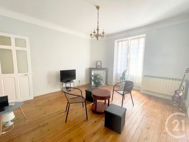Appartement F5 à vendre - 5 pièces - 110.3 m2 - HENDAYE - 64 - AQUITAINE - Century 21 Maïtena Immobilier Appartement F5 à vendre - 5 pièces - 110.3 m2 - HENDAYE - 64 - AQUITAINE - Century 21 Maïtena Immobilier