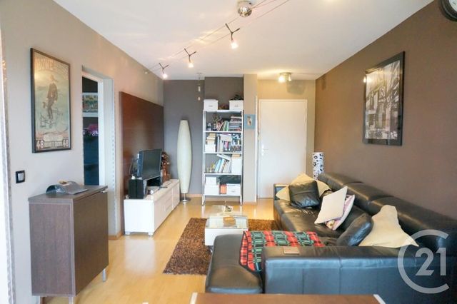 Appartement F2 à louer - 2 pièces - 42.0 m2 - HENDAYE - 64 - AQUITAINE - Century 21 Maïtena Immobilier Appartement F2 à louer - 2 pièces - 42.0 m2 - HENDAYE - 64 - AQUITAINE - Century 21 Maïtena Immobilier