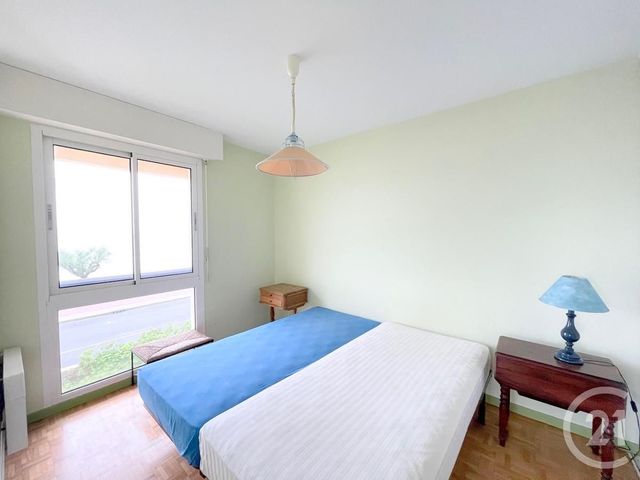Afficher la photo en grand Appartement F4 à vendre - 4 pièces - 68.5 m2 - HENDAYE - 64 - AQUITAINE - Century 21 Maïtena Immobilier