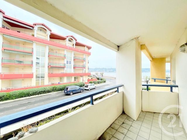 Afficher la photo en grand Appartement F4 à vendre - 4 pièces - 68.5 m2 - HENDAYE - 64 - AQUITAINE - Century 21 Maïtena Immobilier
