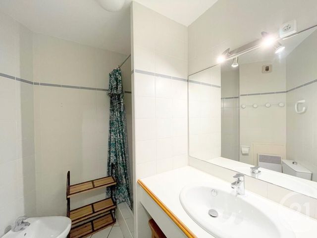 Afficher la photo en grand Appartement F4 à vendre - 4 pièces - 68.5 m2 - HENDAYE - 64 - AQUITAINE - Century 21 Maïtena Immobilier