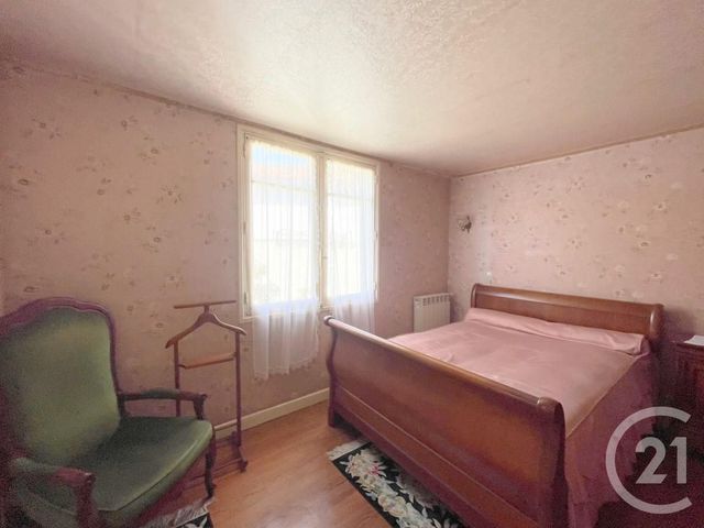 Appartement F5 à vendre - 5 pièces - 118.97 m2 - HENDAYE - 64 - AQUITAINE - Century 21 Maïtena Immobilier Appartement F5 à vendre - 5 pièces - 118.97 m2 - HENDAYE - 64 - AQUITAINE - Century 21 Maïtena Immobilier