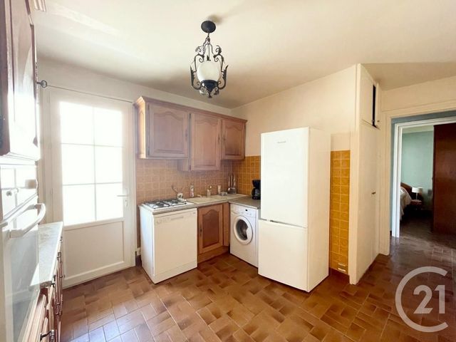 Appartement F5 à vendre - 5 pièces - 118.97 m2 - HENDAYE - 64 - AQUITAINE - Century 21 Maïtena Immobilier Appartement F5 à vendre - 5 pièces - 118.97 m2 - HENDAYE - 64 - AQUITAINE - Century 21 Maïtena Immobilier