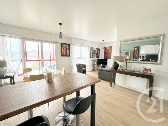 Appartement T2 à vendre - 2 pièces - 48.7 m2 - HENDAYE - 64 - AQUITAINE - Century 21 Maïtena Immobilier