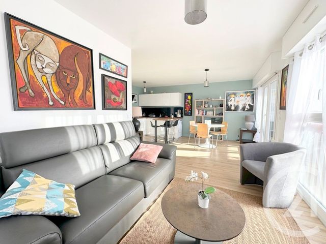 Appartement T2 à vendre - 2 pièces - 48.7 m2 - HENDAYE - 64 - AQUITAINE - Century 21 Maïtena Immobilier