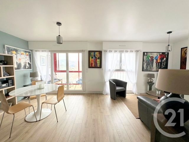 Appartement T2 à vendre - 2 pièces - 48.7 m2 - HENDAYE - 64 - AQUITAINE - Century 21 Maïtena Immobilier
