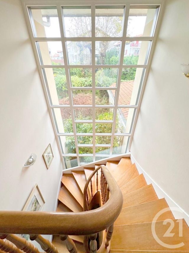 Afficher la photo en grand maison à vendre - 5 pièces - 232.0 m2 - HENDAYE - 64 - AQUITAINE - Century 21 Maïtena Immobilier