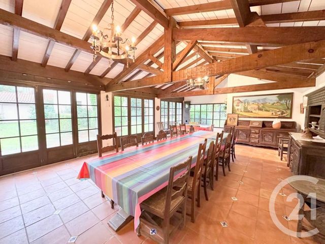 Afficher la photo en grand maison à vendre - 5 pièces - 232.0 m2 - HENDAYE - 64 - AQUITAINE - Century 21 Maïtena Immobilier