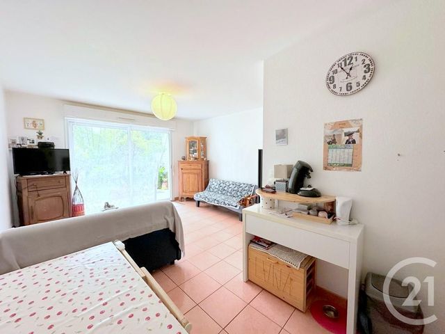 Afficher la photo en grand Appartement F2 à vendre - 2 pièces - 40.53 m2 - URRUGNE - 64 - AQUITAINE - Century 21 Maïtena Immobilier