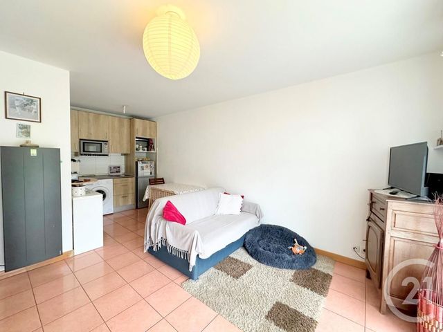 Afficher la photo en grand Appartement F2 à vendre - 2 pièces - 40.53 m2 - URRUGNE - 64 - AQUITAINE - Century 21 Maïtena Immobilier