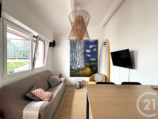 Afficher la photo en grand Appartement F2 à vendre - 2 pièces - 25.1 m2 - HENDAYE - 64 - AQUITAINE - Century 21 Maïtena Immobilier
