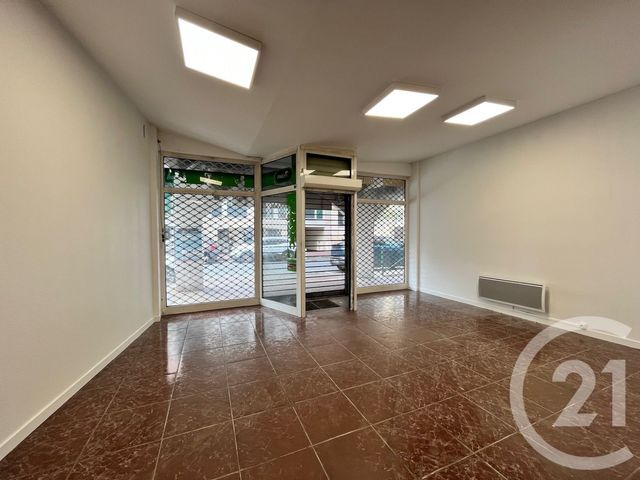 commerce à louer - 71.68 m2 - HENDAYE - 64 - AQUITAINE - Century 21 Maïtena Immobilier