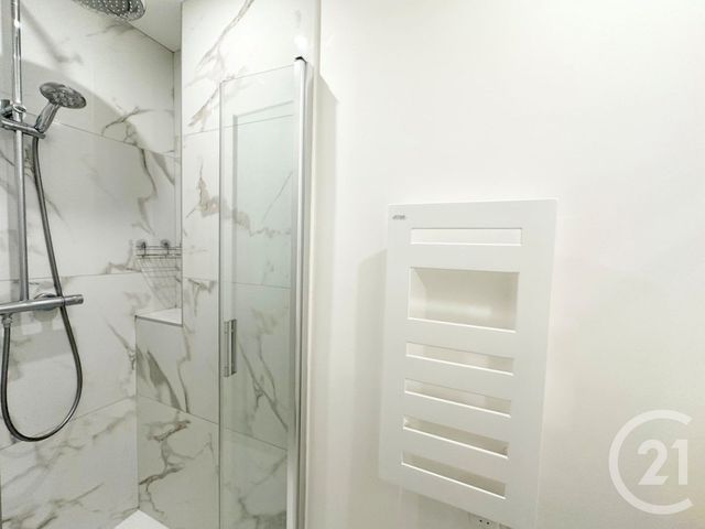 Afficher la photo en grand Appartement T2 à vendre - 2 pièces - 33.44 m2 - HENDAYE - 64 - AQUITAINE - Century 21 Maïtena Immobilier