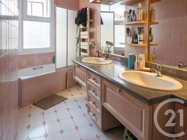 maison à vendre - 5 pièces - 109.55 m2 - HENDAYE - 64 - AQUITAINE - Century 21 Maïtena Immobilier