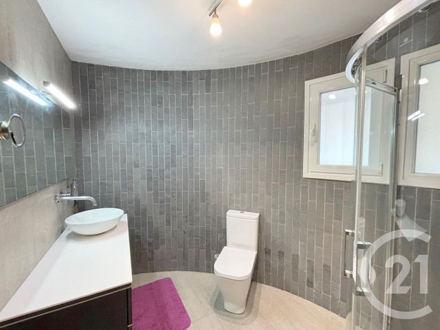 Appartement à vendre - 3 pièces - 56.0 m2 - HENDAYE - 64 - AQUITAINE - Century 21 Maïtena Immobilier