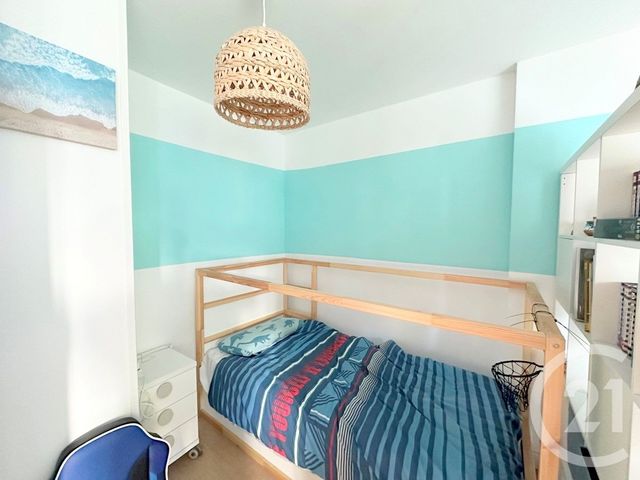 Afficher la photo en grand Appartement F4 à vendre - 4 pièces - 78.75 m2 - HENDAYE - 64 - AQUITAINE - Century 21 Maïtena Immobilier