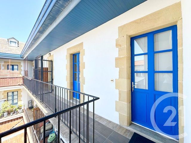 Appartement T2 à louer - 2 pièces - 48.38 m2 - HENDAYE - 64 - AQUITAINE - Century 21 Maïtena Immobilier