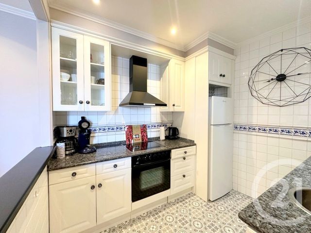 Appartement T2 à louer - 2 pièces - 48.38 m2 - HENDAYE - 64 - AQUITAINE - Century 21 Maïtena Immobilier