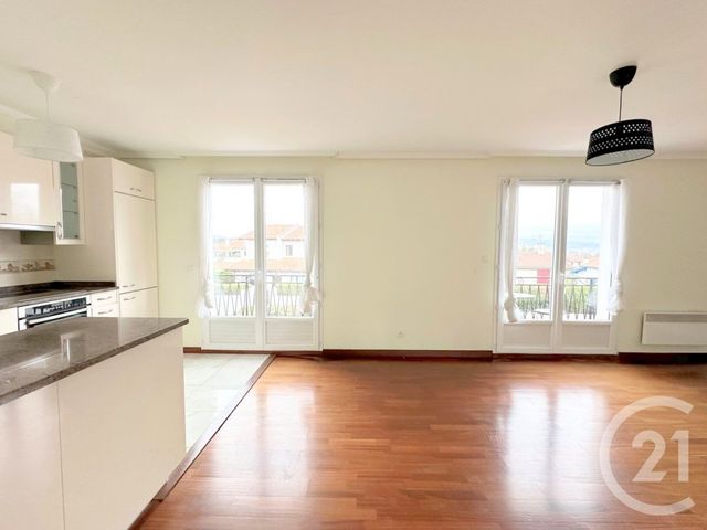 Appartement F3 à vendre - 3 pièces - 55.63 m2 - HENDAYE - 64 - AQUITAINE - Century 21 Maïtena Immobilier
