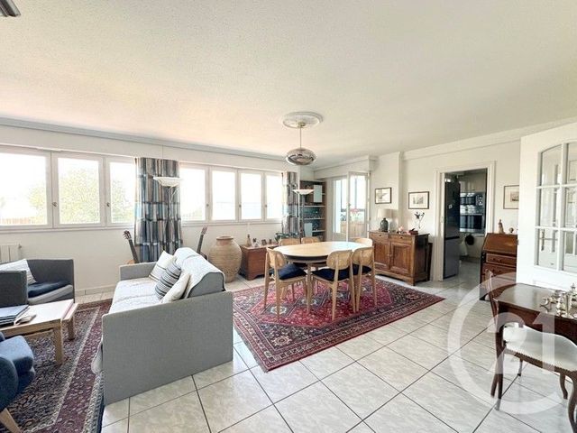 Appartement F5 à vendre - 5 pièces - 128.54 m2 - HENDAYE - 64 - AQUITAINE - Century 21 Maïtena Immobilier