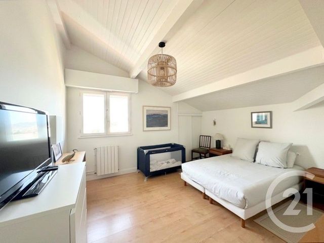 Appartement F5 à vendre - 5 pièces - 128.54 m2 - HENDAYE - 64 - AQUITAINE - Century 21 Maïtena Immobilier
