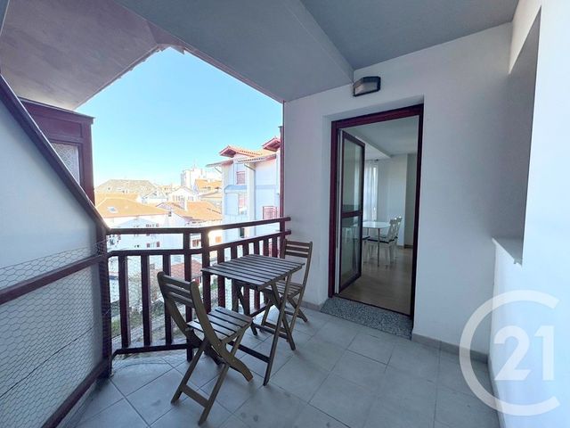 Appartement F2 à vendre - 2 pièces - 44.0 m2 - HENDAYE - 64 - AQUITAINE - Century 21 Maïtena Immobilier