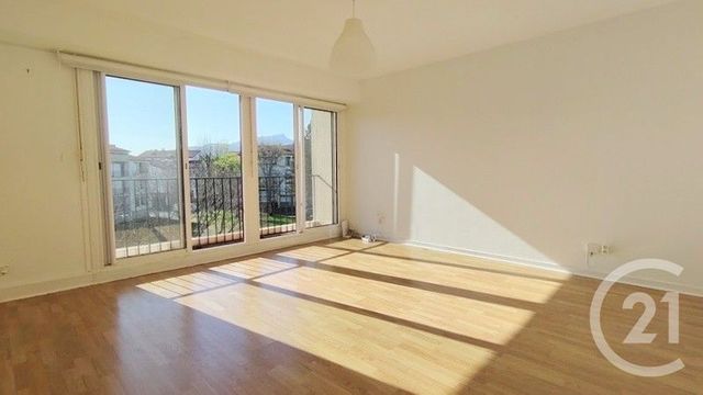 Appartement F3 à vendre - 4 pièces - 68.0 m2 - ST JEAN DE LUZ - 64 - AQUITAINE - Century 21 Maïtena Immobilier