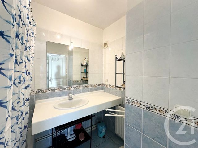 Appartement F2 à louer - 2 pièces - 41.96 m2 - HENDAYE - 64 - AQUITAINE - Century 21 Maïtena Immobilier