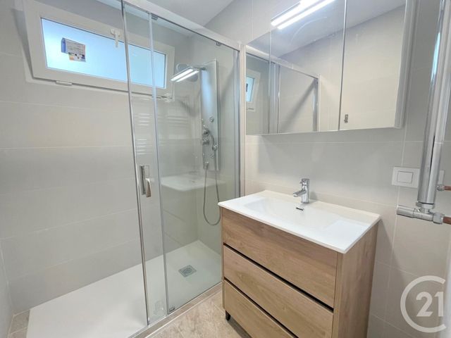 Appartement à louer - 3 pièces - 68.27 m2 - HENDAYE - 64 - AQUITAINE - Century 21 Maïtena Immobilier