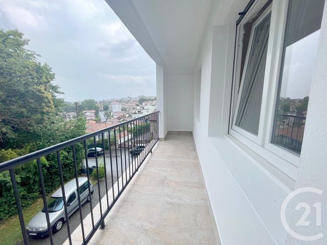 Appartement à louer - 3 pièces - 68.27 m2 - HENDAYE - 64 - AQUITAINE - Century 21 Maïtena Immobilier