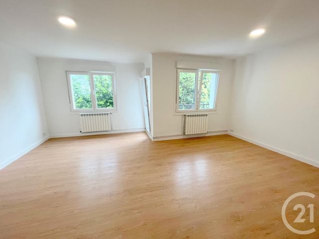 Appartement à louer - 3 pièces - 68.27 m2 - HENDAYE - 64 - AQUITAINE - Century 21 Maïtena Immobilier