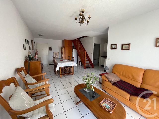Appartement T3 à louer - 3 pièces - 58.1 m2 - HENDAYE - 64 - AQUITAINE - Century 21 Maïtena Immobilier