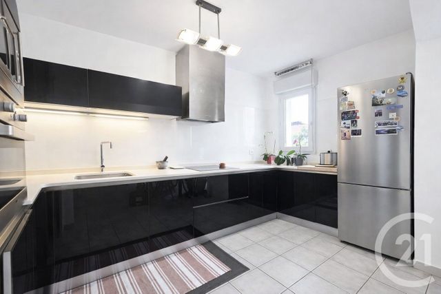 Appartement T2 à vendre - 2 pièces - 41.03 m2 - HENDAYE - 64 - AQUITAINE - Century 21 Maïtena Immobilier