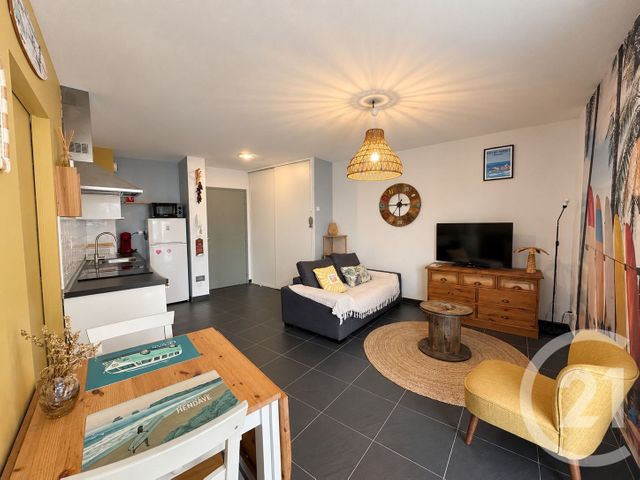 Appartement F2 à vendre - 2 pièces - 36.87 m2 - HENDAYE - 64 - AQUITAINE - Century 21 Maïtena Immobilier