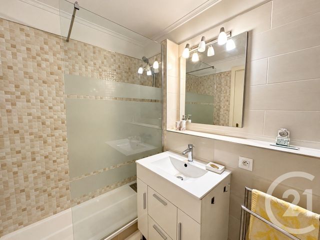 Appartement F2 à vendre - 2 pièces - 40.07 m2 - HENDAYE - 64 - AQUITAINE - Century 21 Maïtena Immobilier