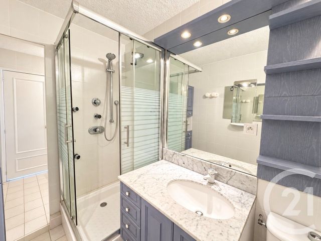 Appartement F3 à vendre - 3 pièces - 53.93 m2 - HENDAYE - 64 - AQUITAINE - Century 21 Maïtena Immobilier
