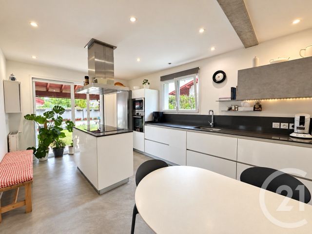 maison à vendre - 5 pièces - 119.0 m2 - URRUGNE - 64 - AQUITAINE - Century 21 Maïtena Immobilier