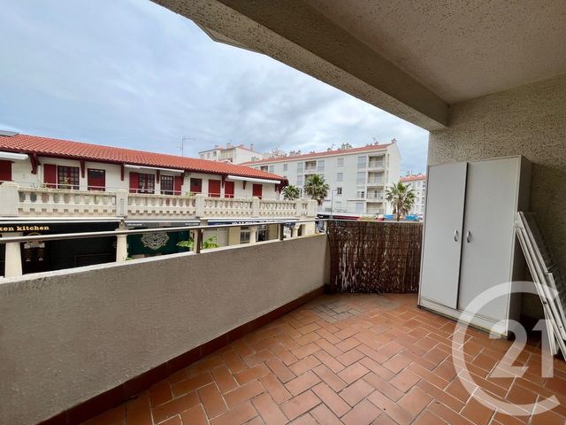 Appartement Studio à louer - 1 pièce - 27.68 m2 - HENDAYE - 64 - AQUITAINE - Century 21 Maïtena Immobilier