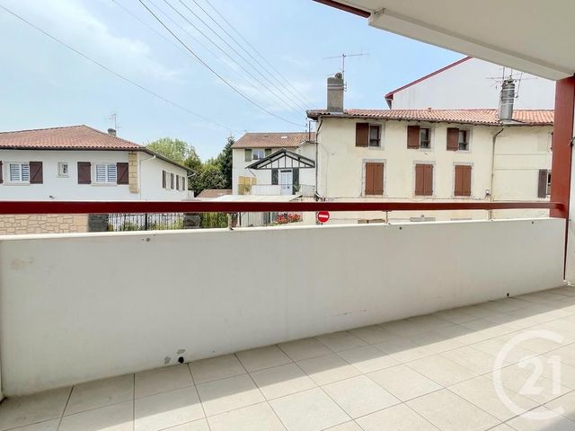 Afficher la photo en grand Appartement F2 à vendre - 2 pièces - 33.38 m2 - HENDAYE - 64 - AQUITAINE - Century 21 Maïtena Immobilier