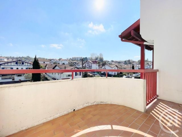 Afficher la photo en grand Appartement F3 à vendre - 3 pièces - 45.31 m2 - HENDAYE - 64 - AQUITAINE - Century 21 Maïtena Immobilier